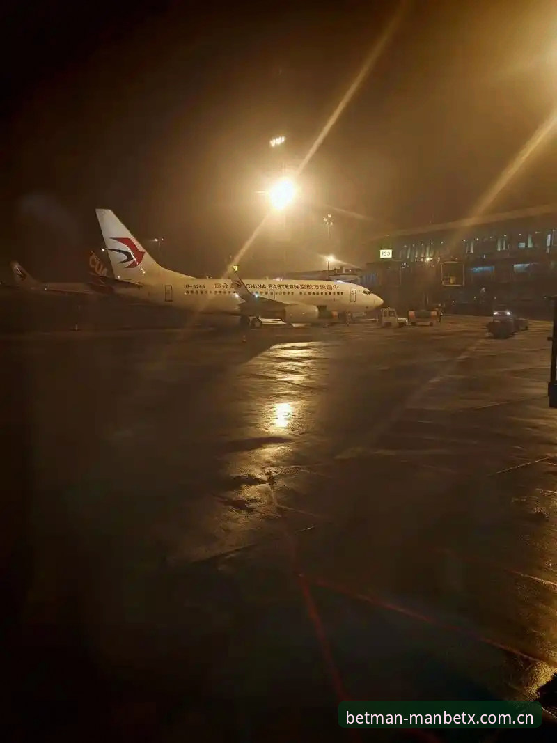 雷暴中断下的3比0：法国出线之夜，一场跨越四小时的等待